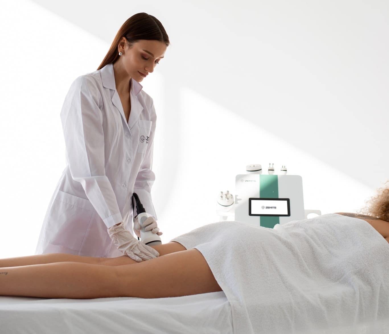 MediAbsolute | Conductive Gel | Multi-Purpose Long-Lasting - Facial, Body, Ultrasound, Microcurrent, RF, Laser, CryoTherapy, EMS Machines | with Pump | 12 fl oz