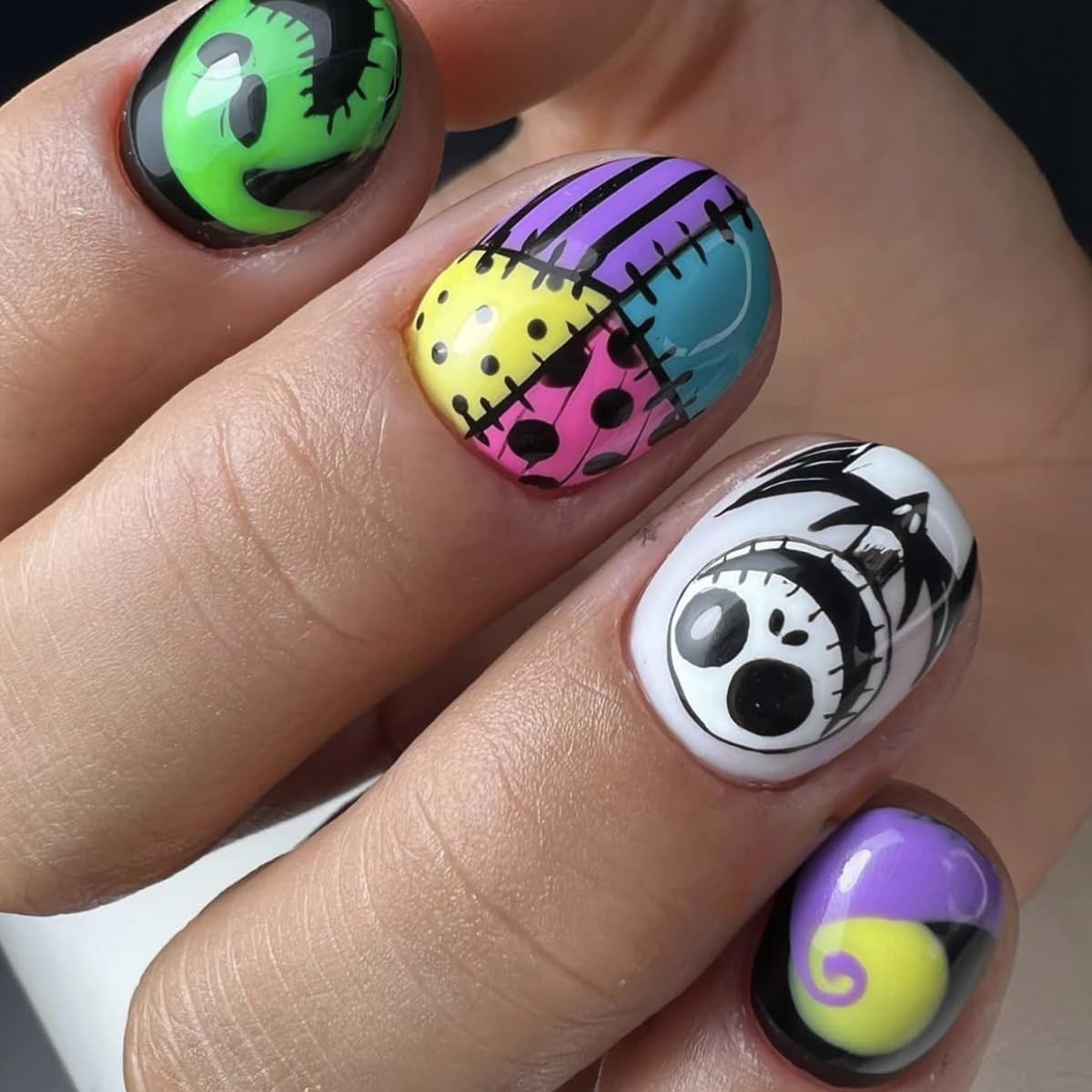 Halloween Nail Stamping Plates Nightmare Christmas Nails Stamping Kit The Day of Dead Ghost Holiday Nail Stamping Plate Nail Stamper Kit for Women Halloween DIY Manicure Accessories