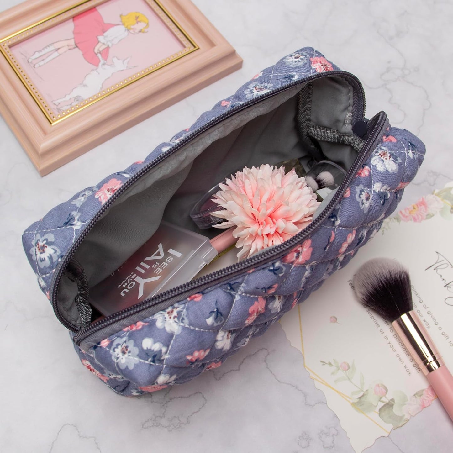 PAZIMIIK Vintage Quilted Makeup Bag Cosmetic Pouch for Brushes Pencils and Travel Make Up Accessories for Women and Girls,Floral Grey