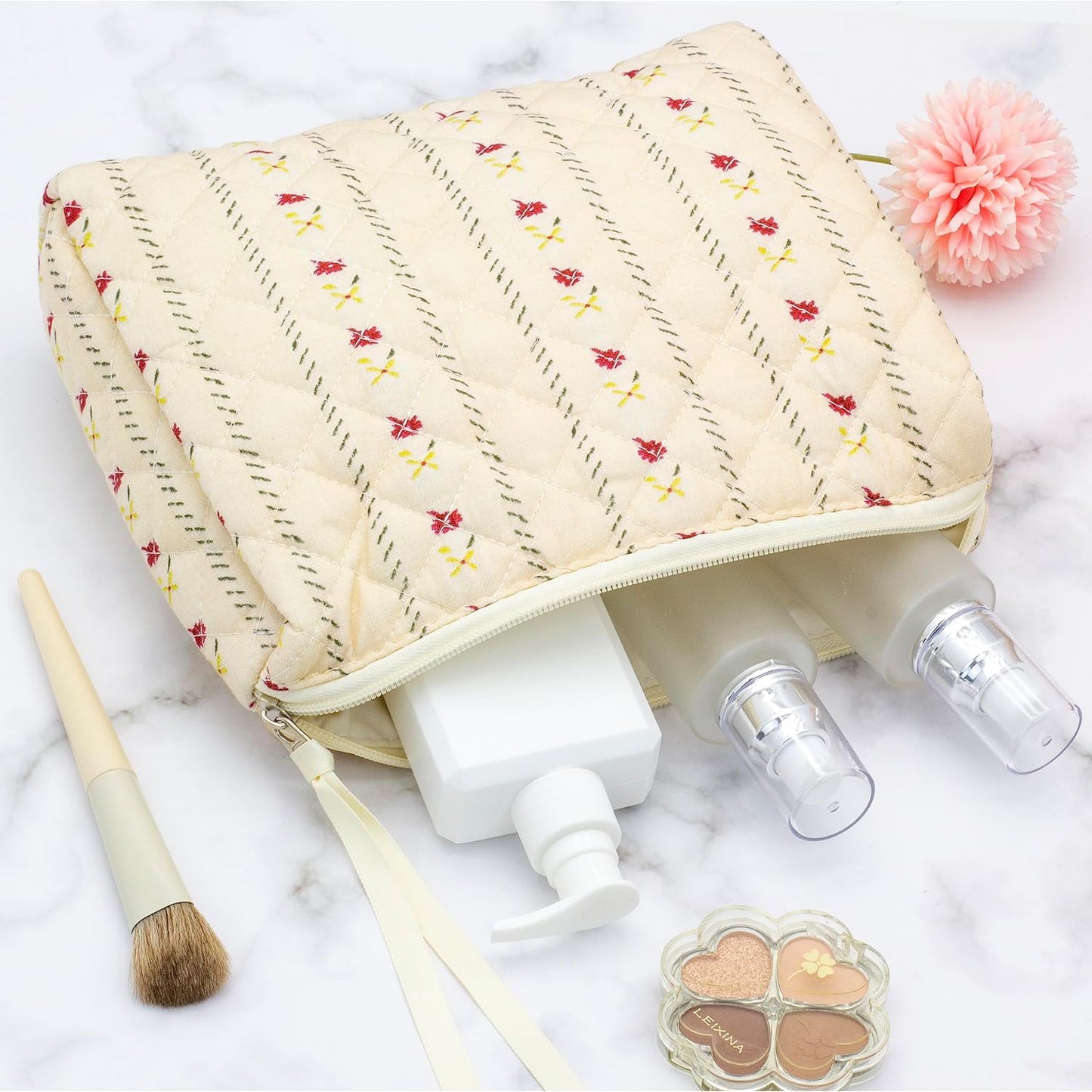 PAZIMIIK Quilted Makeup Bag Large Travel Zipper Soft Cosmetic Pouch for Women Girls Make Up,Little Flower Beige